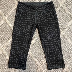 Z by Zella Athletic Capri Leggings - Size Large